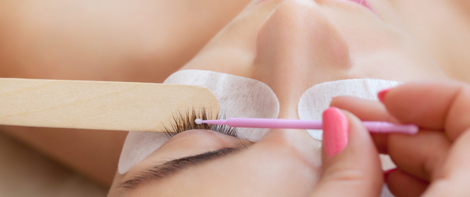 Eyelash removal procedure close up.